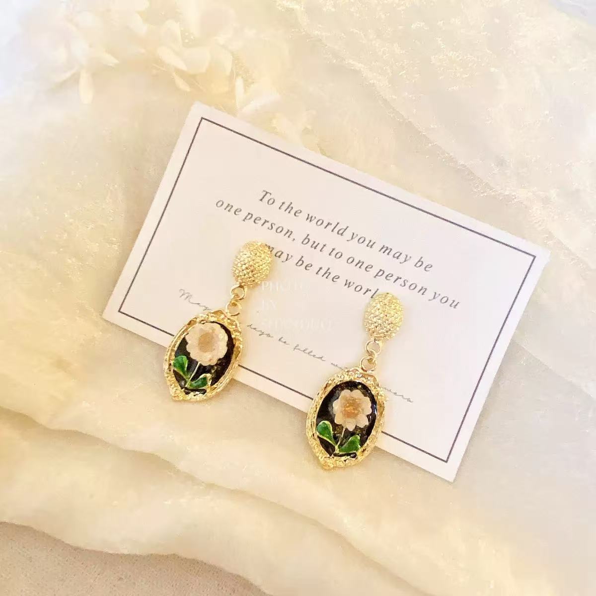 Handmade Real Flower Daisy Elegant Earrings