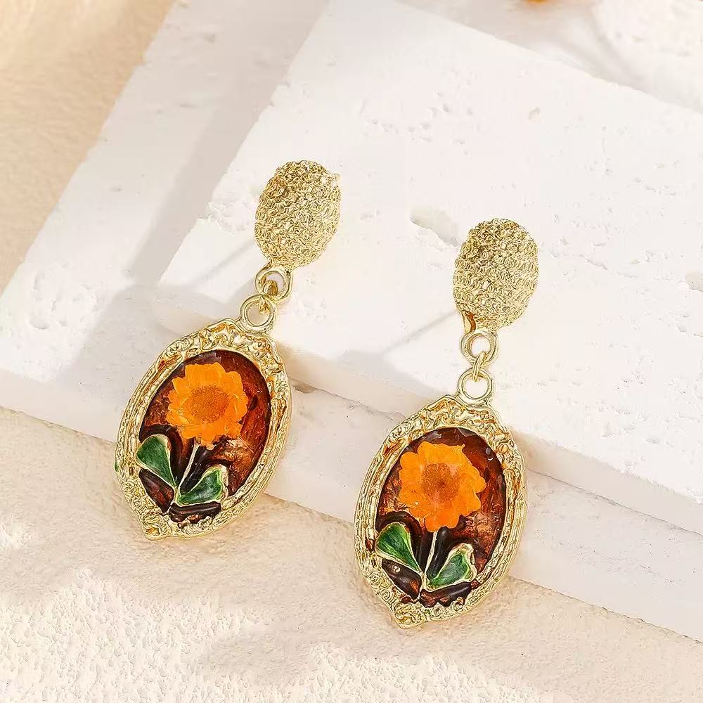 Handmade Real Flower Daisy Elegant Earrings