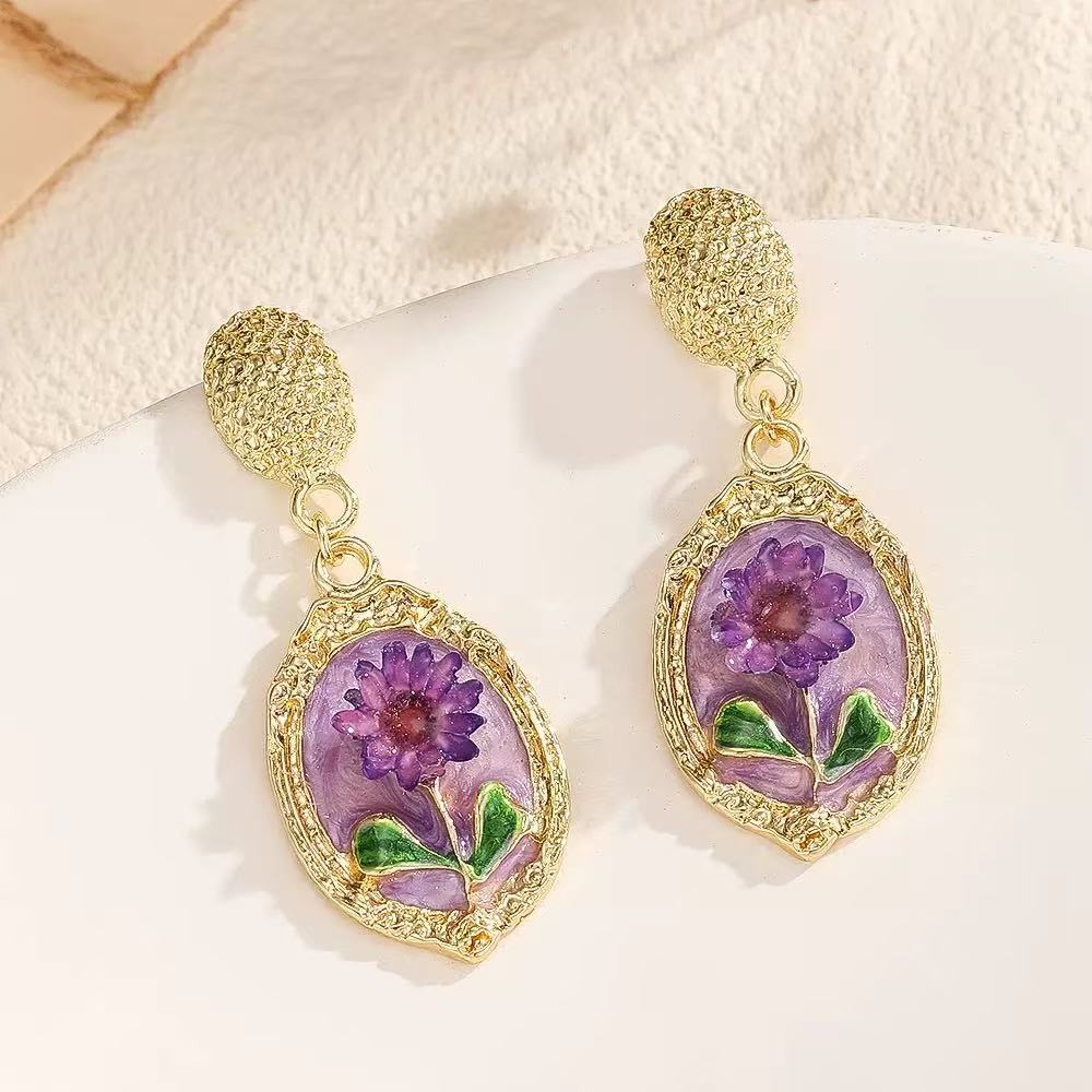 Handmade Real Flower Daisy Elegant Earrings