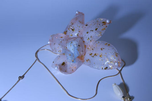 Original Handmade Dried Flower Necklace with Colored Wind Bells, Pearls and Phalaenopsis for Layered Wearing