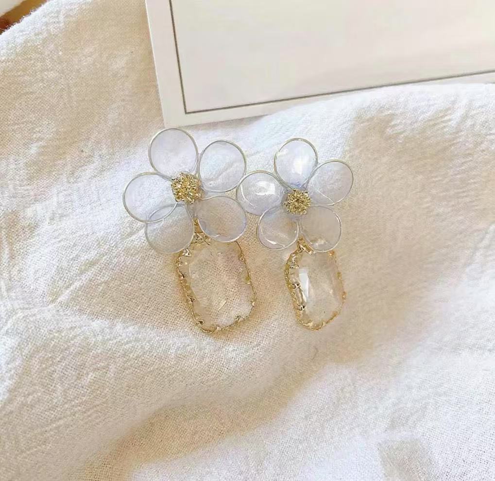 Handmade Flower Liquid Flower Vintage Earrings