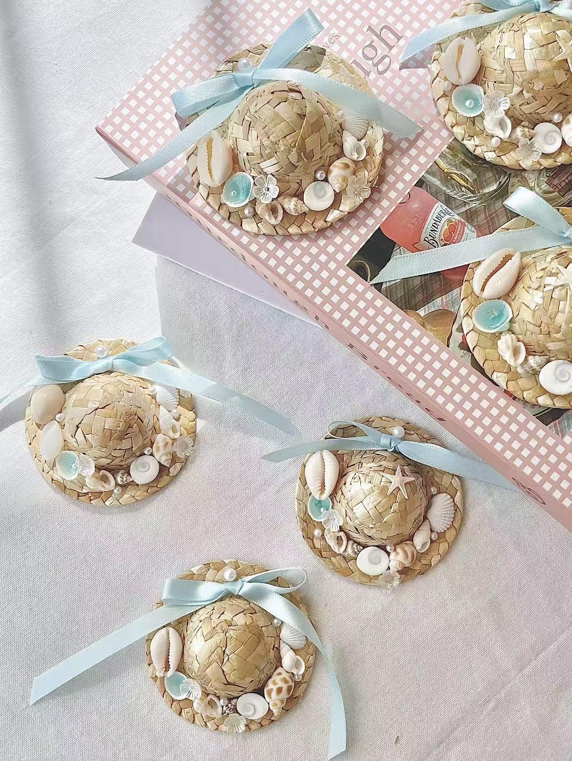 Handmade Shell Straw Hat Fridge Magnet
