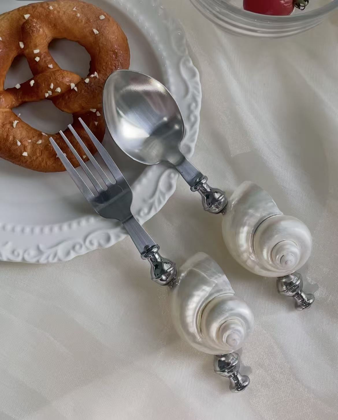 Shell tableware