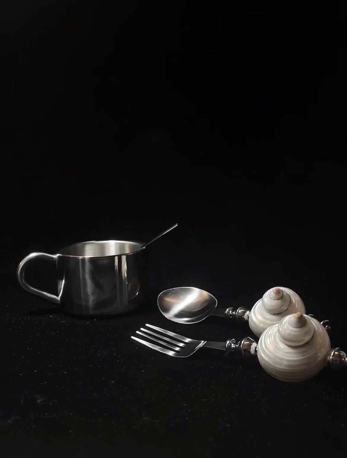 Shell tableware