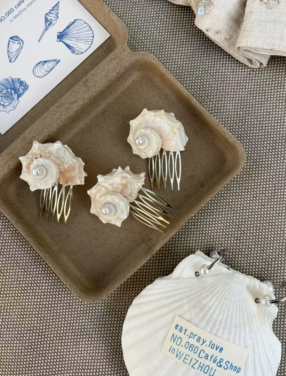 Conch hair clip