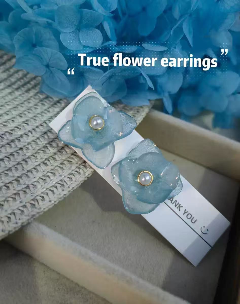 Handmade Real Flower Earrings, Dried Flower Hydrangea Resin Earrings