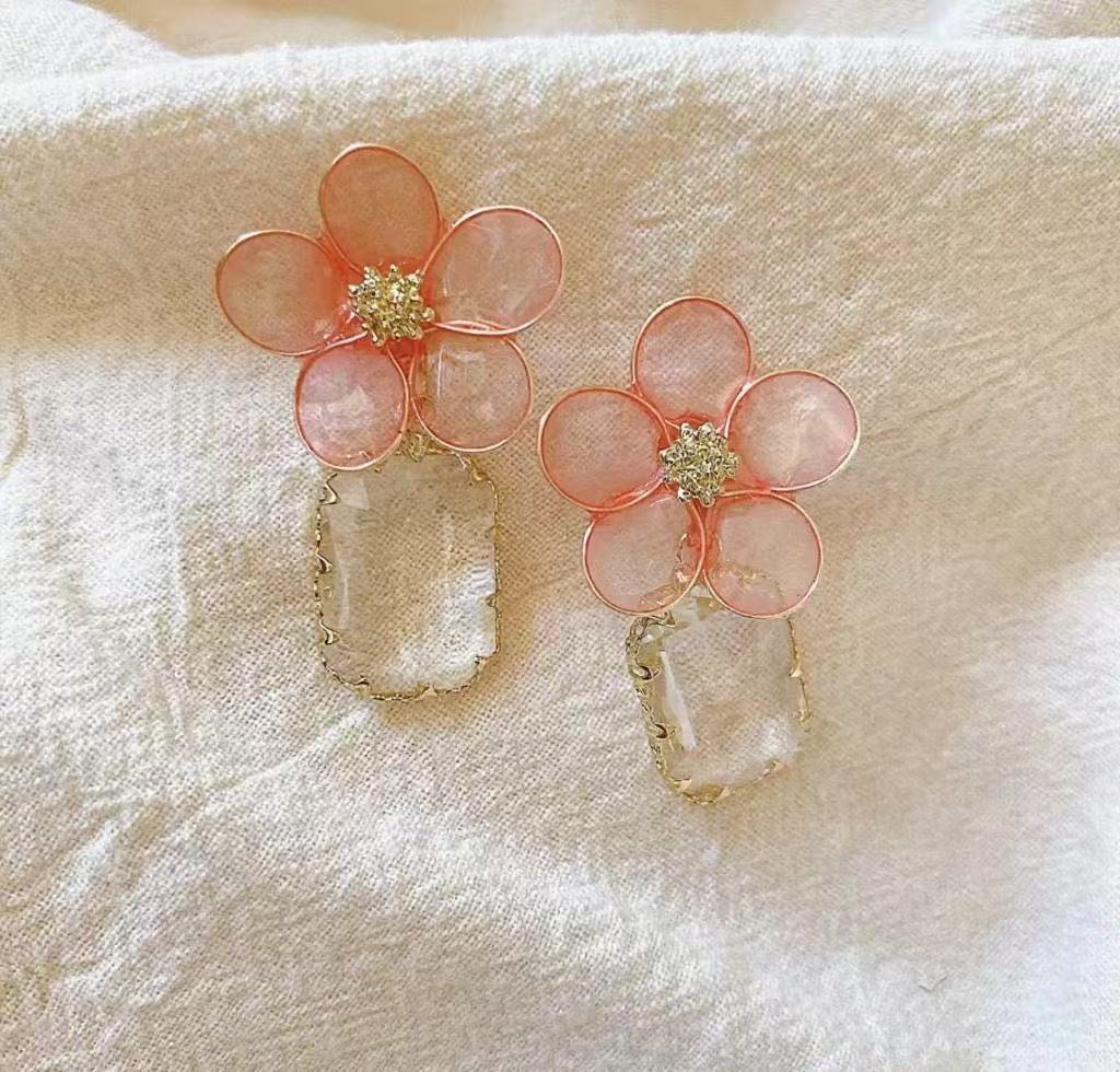 Handmade Flower Liquid Flower Vintage Earrings