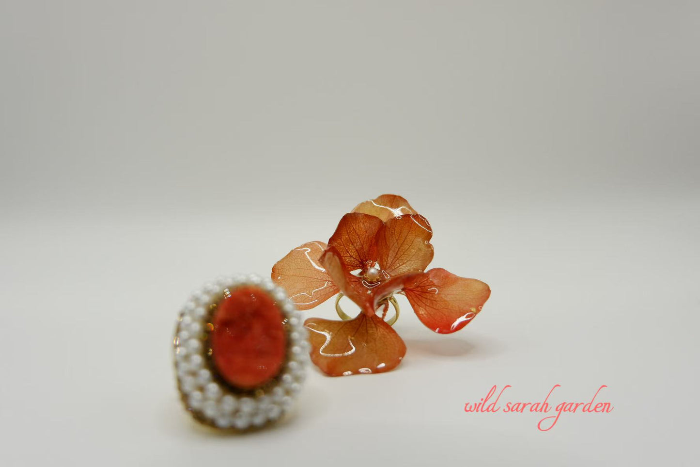 one of a kind (only one available)  Handmade Ring Set with Orange Crystal Ore and Japanese Preserved Hydrangea