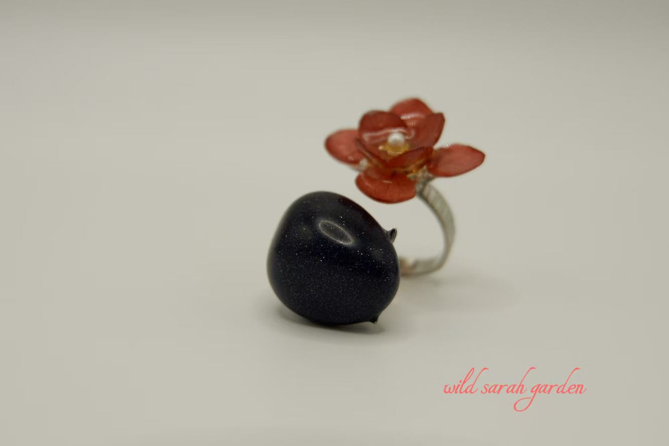 one of a kind (only one available)  Handmade Ring Set with Premium Blue Sand Gold and Japanese Preserved Hydrangea