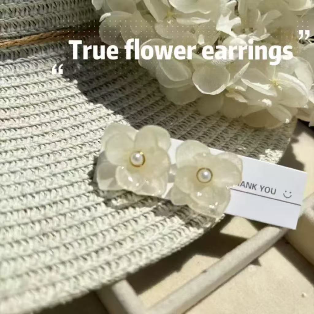 Handmade Real Flower Earrings, Dried Flower Hydrangea Resin Earrings
