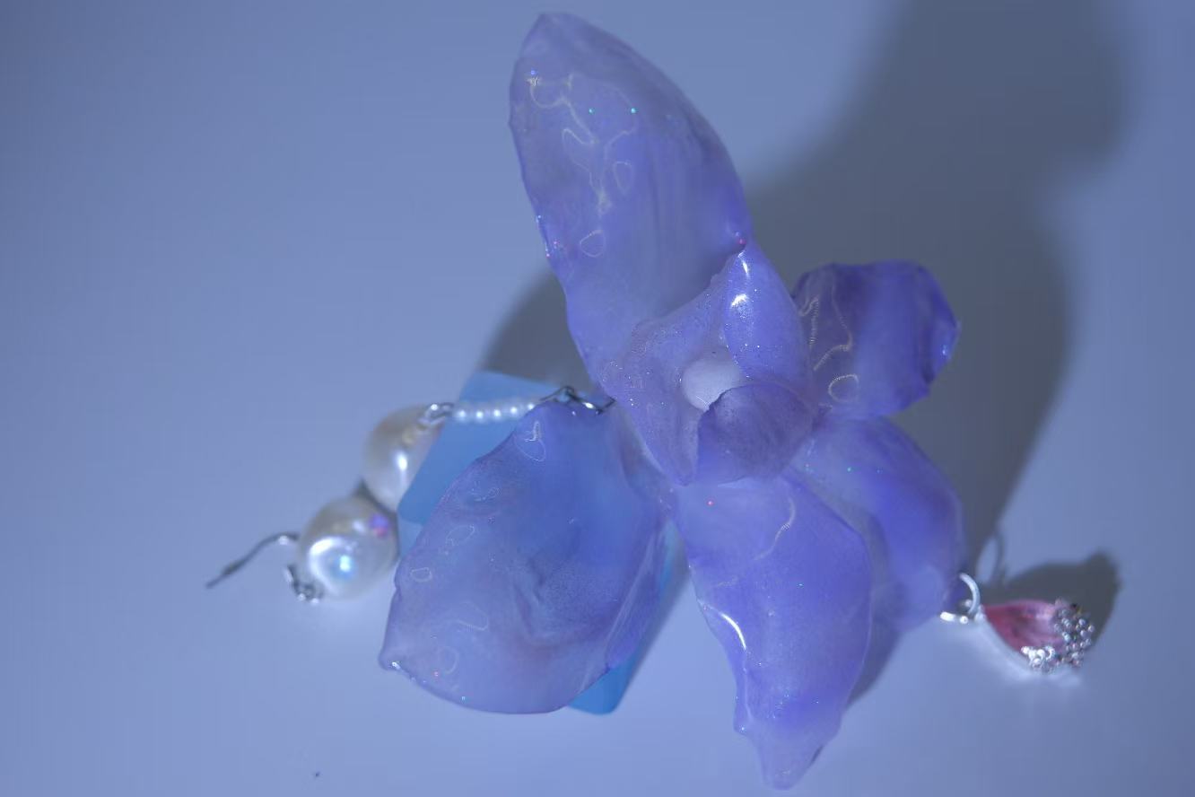 Original Handmade Purple Gradient Dried Flower Phalaenopsis Baroque Pearl Statement Earrings