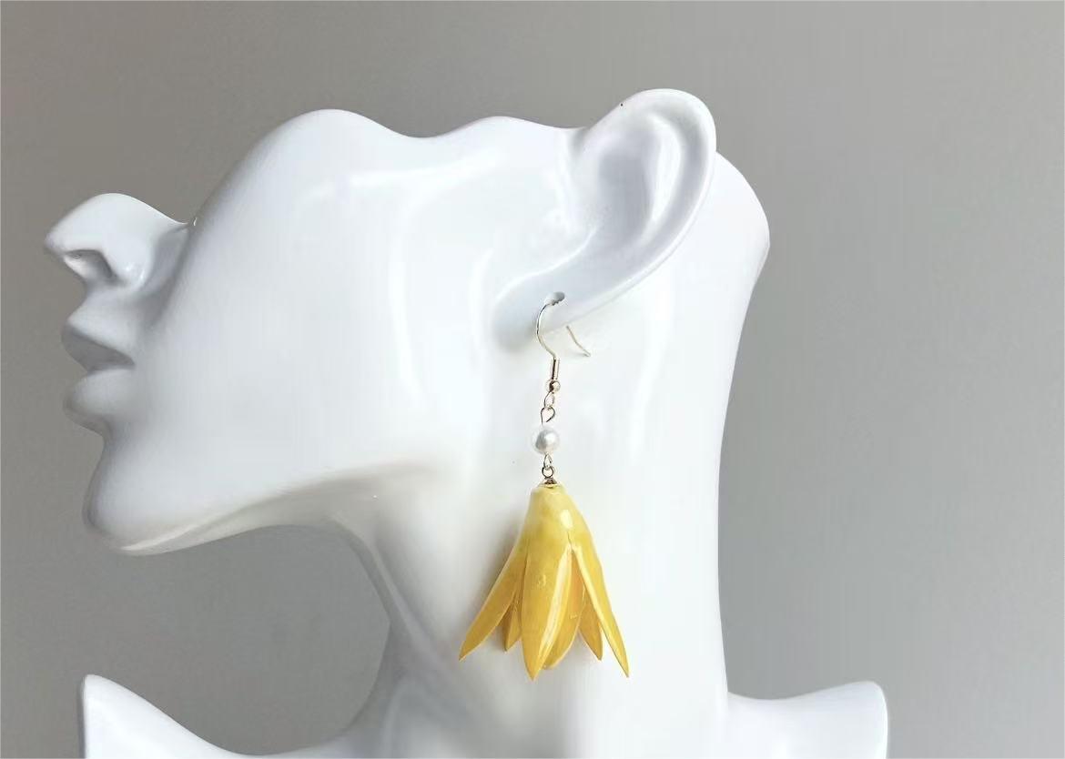 Original Handmade Dried Flower Magnolia Earrings