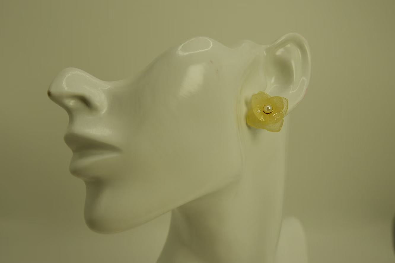 Handmade Real Flower Earrings, Dried Flower Hydrangea Resin Earrings