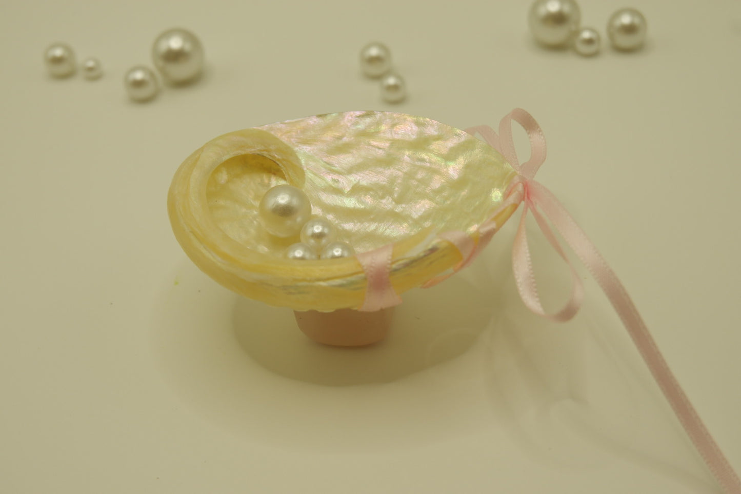 Crystal white abalone shell cup