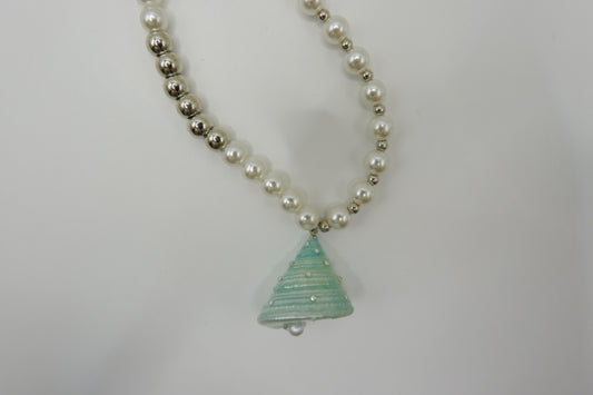 Blue Turban Shell Necklace